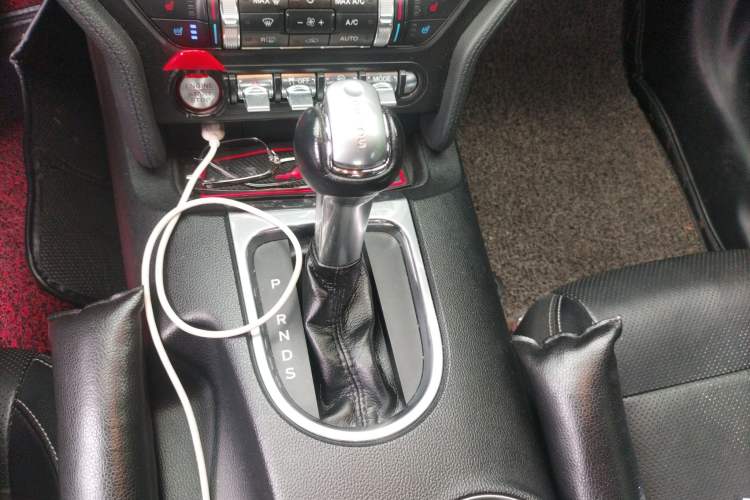 Used Ford Mustang 2018 2.3L EcoBoost Gear Lever