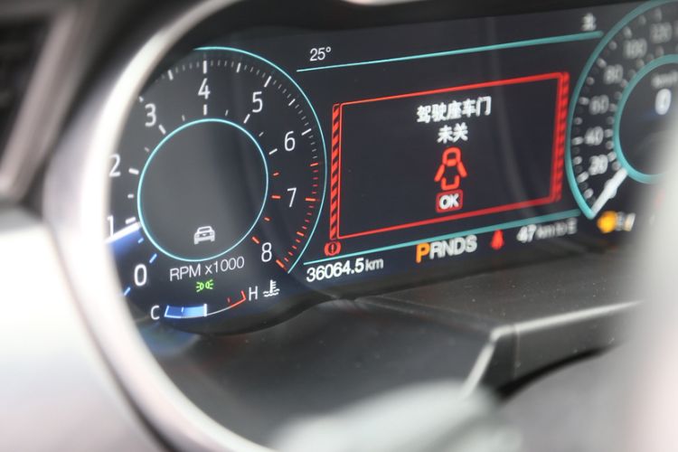 Used Ford Mustang 2018 2.3L EcoBoost Interior 4