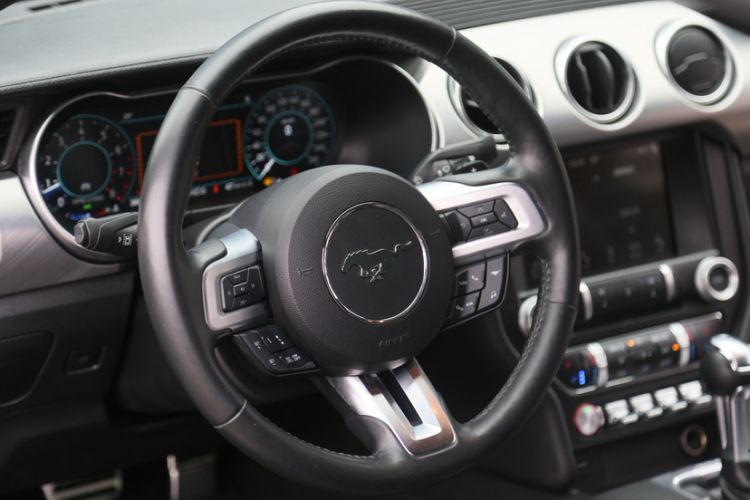 Used Ford Mustang 2018 2.3L EcoBoost Interior 5