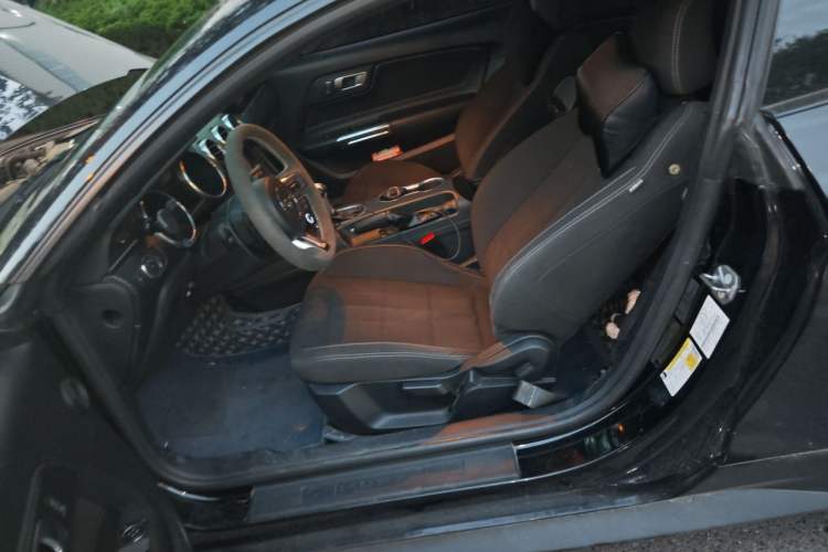 Used Ford Mustang  Left Front Seat