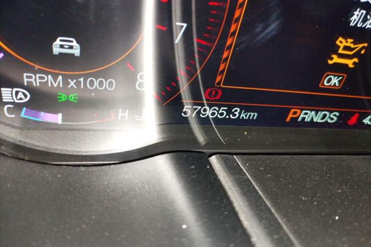 Used Ford Mustang 2018 2.3L EcoBoost Odometer Close Up