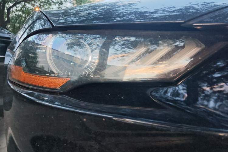 Used Ford Mustang  Right Front Headlight