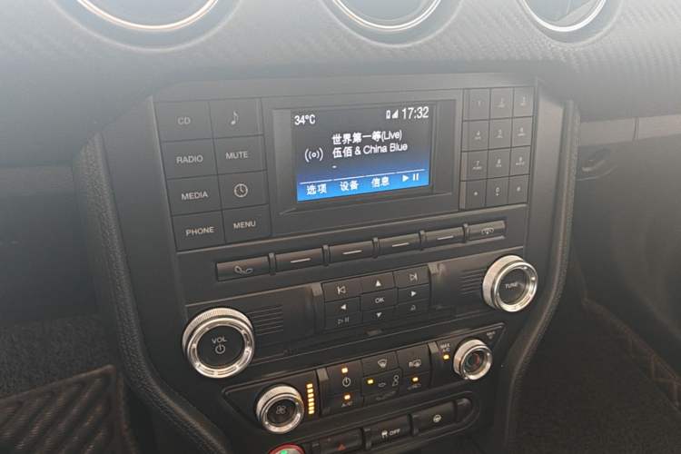 Used Ford Mustang 2018 2.3T Automatic Hardtop Standard Trim U.S. Specification Audio And AC Panel