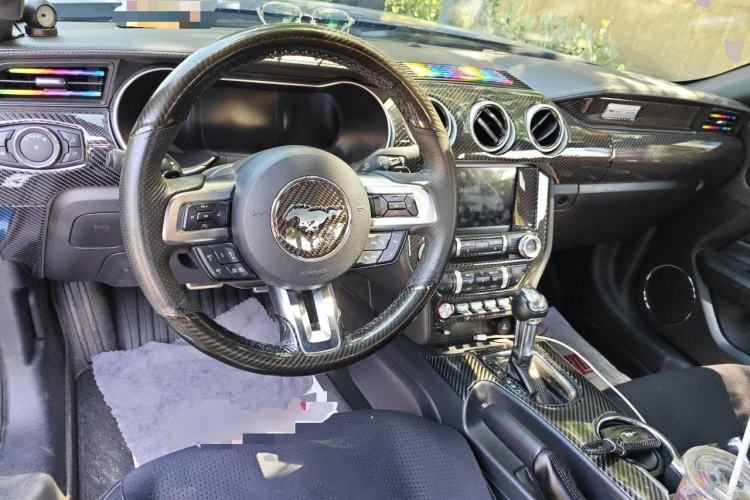 Used Ford Mustang 2018 2.3L EcoBoost Center Console