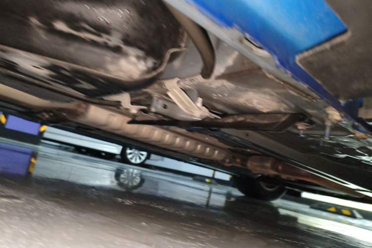 Used Ford Mustang  Chassis Rear Right