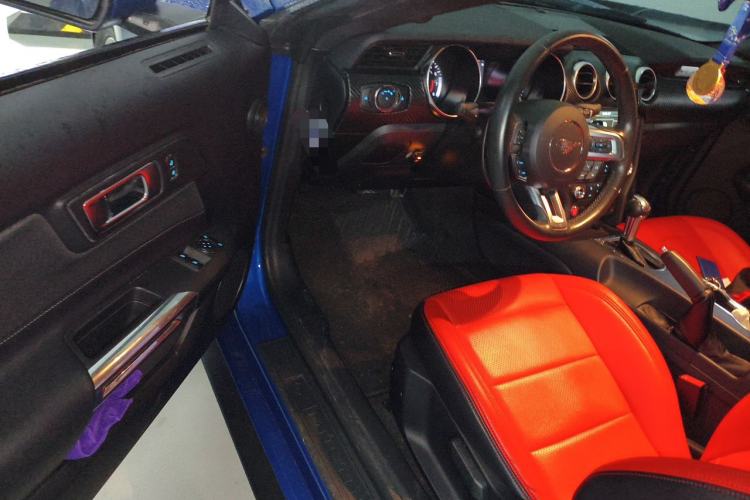 Used Ford Mustang  Driver Seat