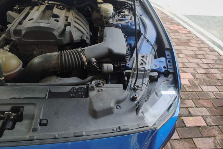 Used Ford Mustang  Engine Bay Left