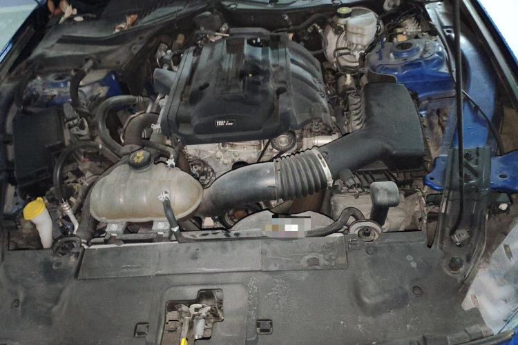 Used Ford Mustang  Engine Bay