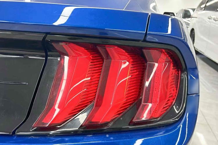 Used Ford Mustang 2018 2.3T Automatic Hardtop Standard Trim U.S. Specification Exterior 4