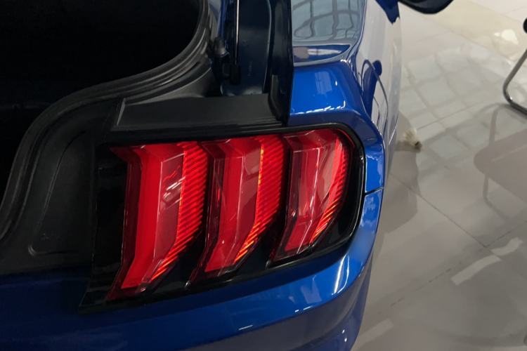 Used Ford Mustang 2018 2.3T Automatic Hardtop Standard Trim U.S. Specification Exterior 6