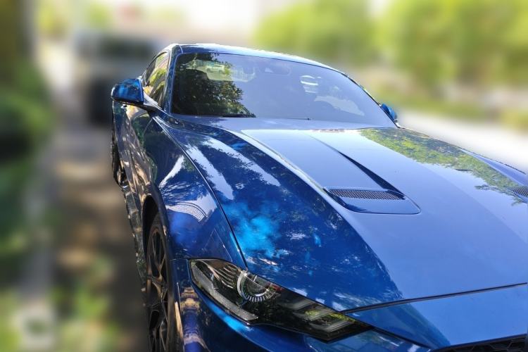 Used Ford Mustang 2018 2.3L EcoBoost Front Right 45 Deg