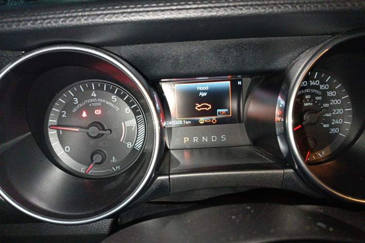 Used Ford Mustang 2018 2.3T Automatic Hardtop Standard Trim U.S. Specification Instrument Cluster