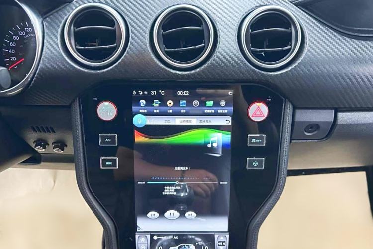 Used Ford Mustang 2018 2.3T Automatic Hardtop Standard Trim U.S. Specification Interior 3