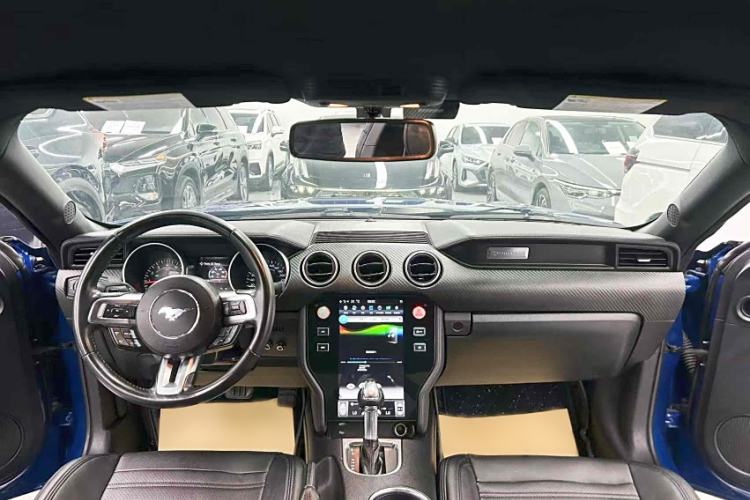 Used Ford Mustang 2018 2.3T Automatic Hardtop Standard Trim U.S. Specification Interior 5
