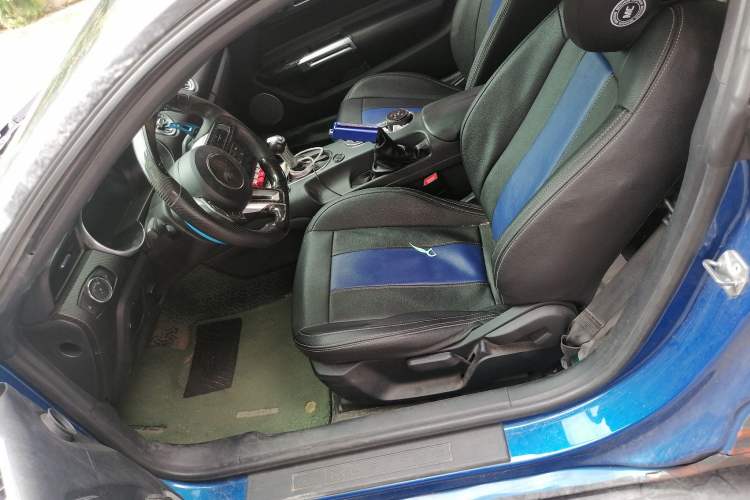 Used Ford Mustang  Left Front Seat