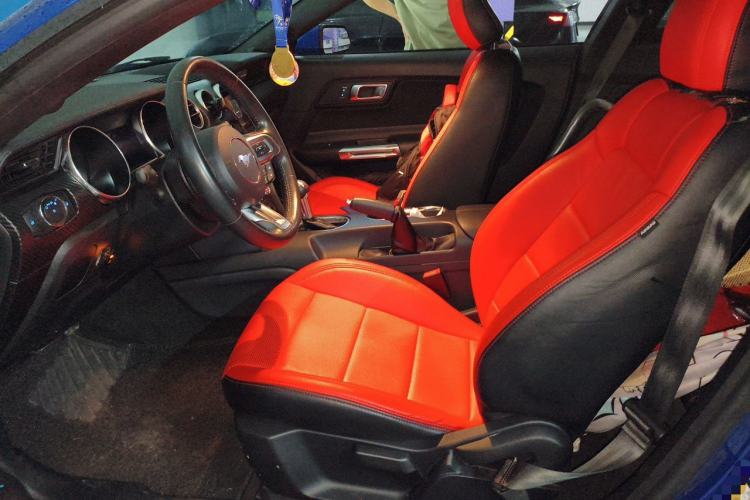 Used Ford Mustang  Left Front Seat