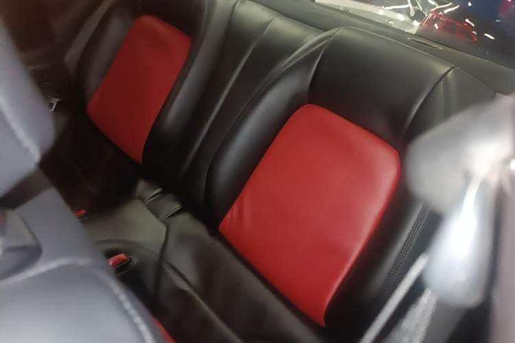 Used Ford Mustang  Left Rear Seat