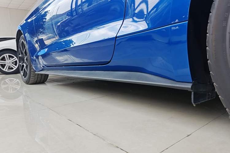 Used Ford Mustang 2018 2.3L EcoBoost Left Side Sill