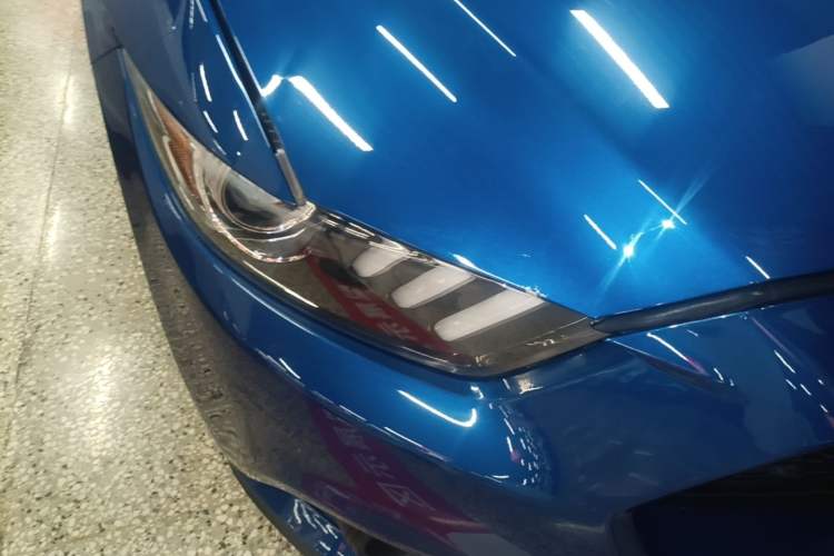 Used Ford Mustang  Right Front Headlight