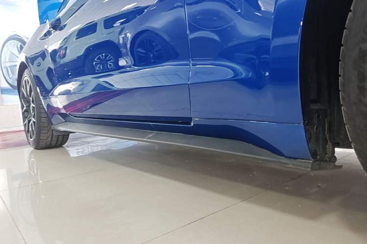Used Ford Mustang 2018 2.3L EcoBoost Right Side Sill