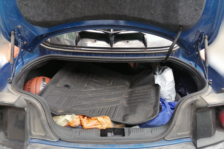 Used Ford Mustang  Trunk