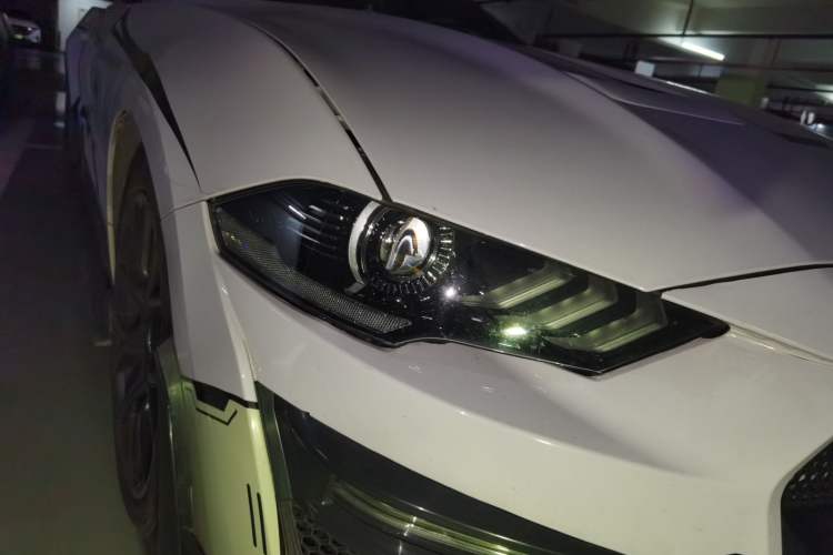 Used Ford Mustang 2018 2.3L EcoBoost Right Front Headlight