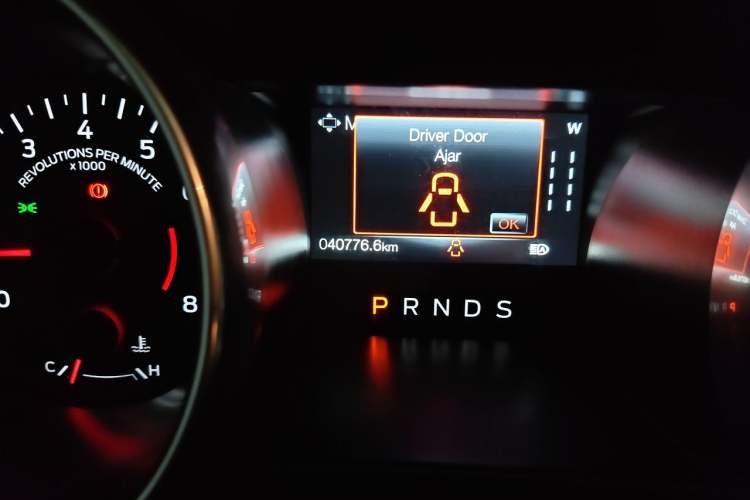 Used Ford Mustang  Audio And AC Panel