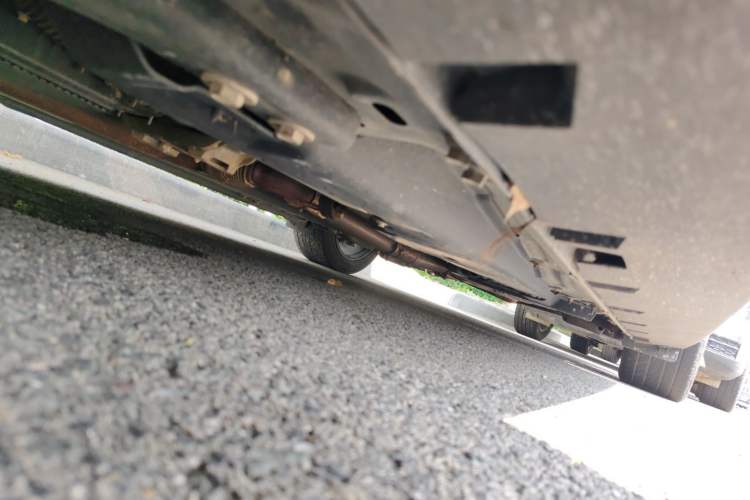 Used Ford Mustang  Chassis Front Left