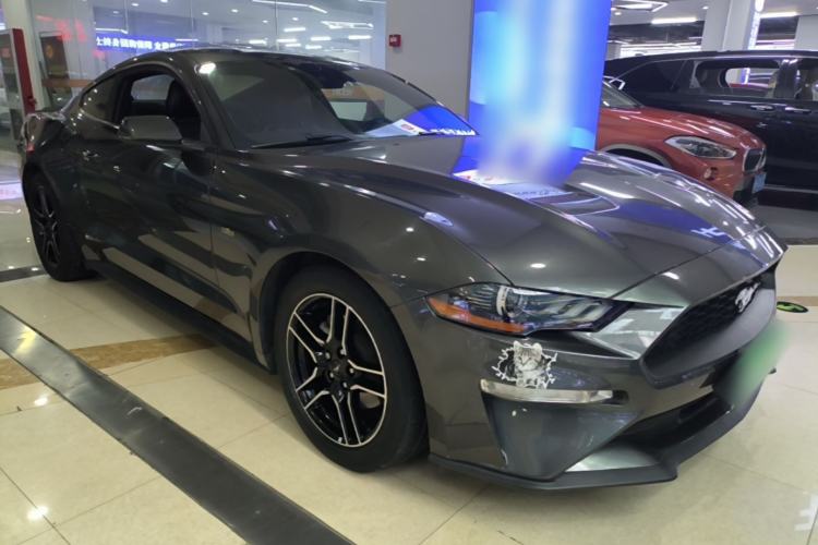 Used Ford Mustang 2018 2.3T Automatic Hardtop Standard Trim U.S. Specification Front Right 45 Deg