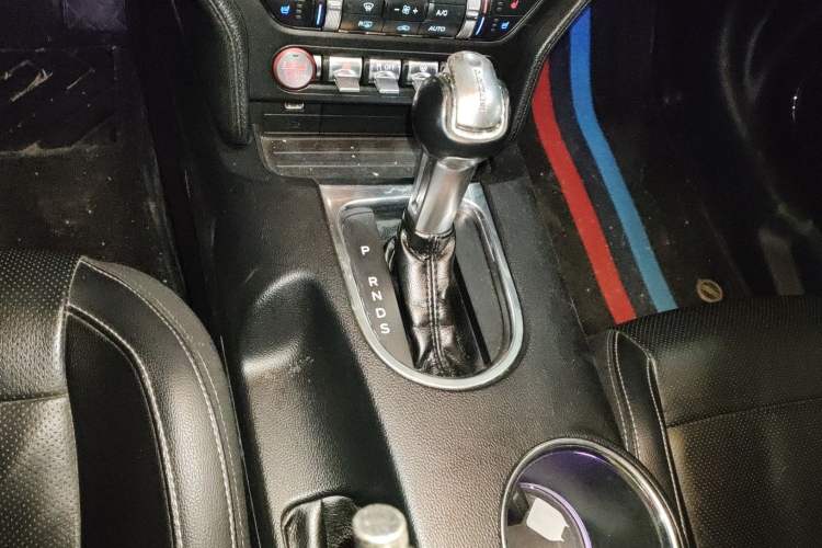 Used Ford Mustang 2018 2.3L EcoBoost Gear Lever