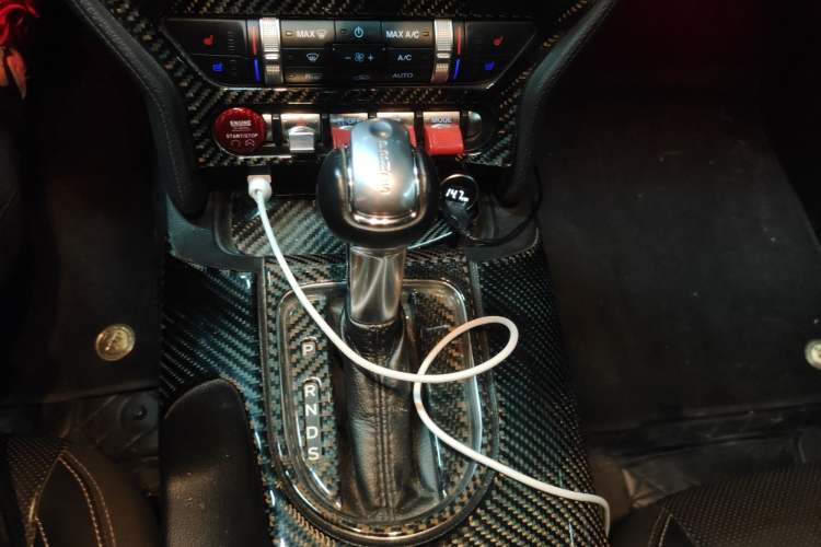 Used Ford Mustang 2018 2.3L EcoBoost Gear Lever