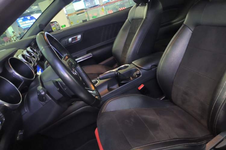 Used Ford Mustang 2018 2.3T Automatic Hardtop Standard Trim U.S. Specification Left Front Seat