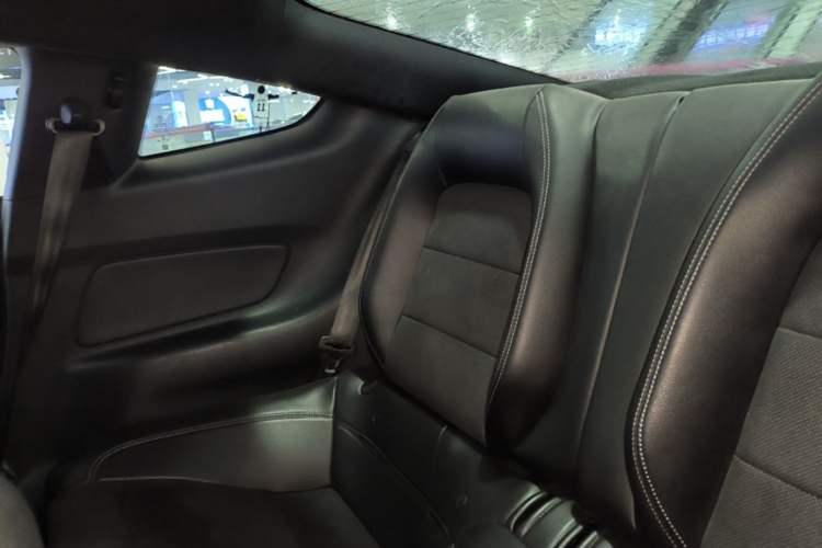 Used Ford Mustang 2018 2.3T Automatic Hardtop Standard Trim U.S. Specification Left Rear Seat