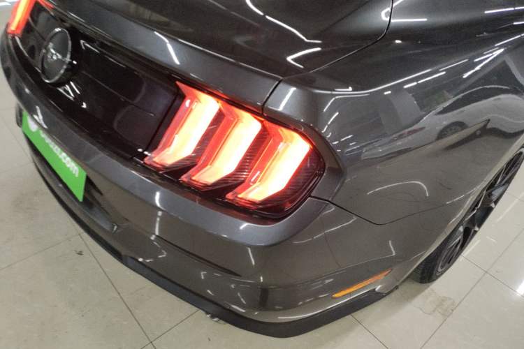 Used Ford Mustang 2018 2.3L EcoBoost Right Rear Taillight