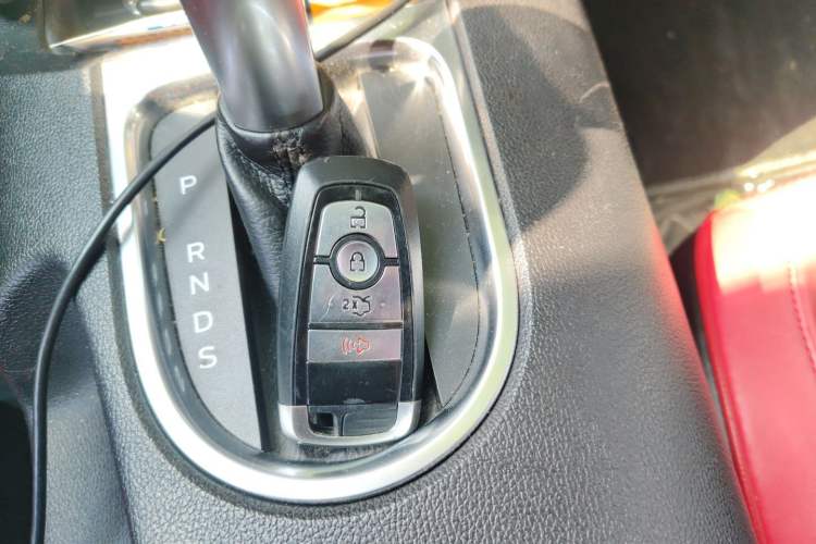 Used Ford Mustang  Vehicle Key