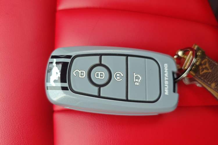 Used Ford Mustang 2018 2.3T Automatic Hardtop Standard Trim U.S. Specification Vehicle Key
