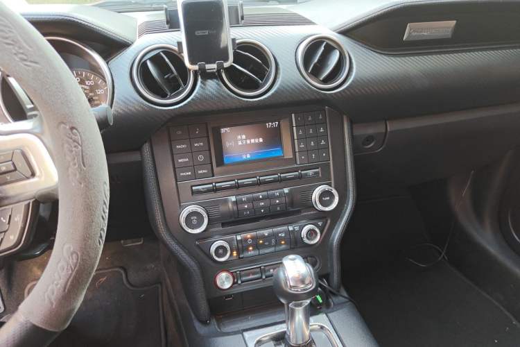 Used Ford Mustang  Audio And AC Panel