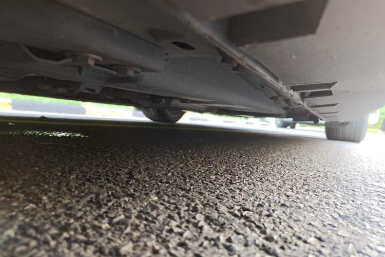 Used Ford Mustang  Chassis Front Left