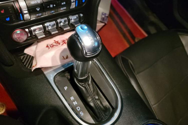 Used Ford Mustang 2018 2.3L EcoBoost Gear Lever