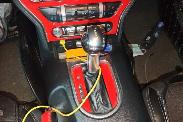 Used Ford Mustang  Gear Lever
