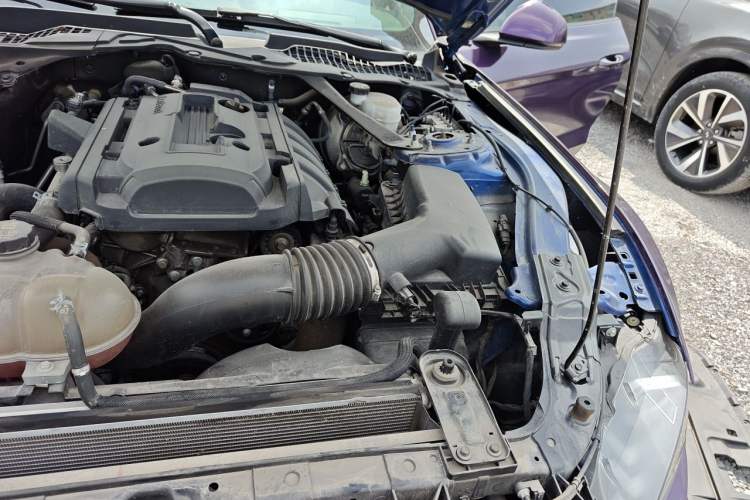 Used Ford Mustang  Engine Bay Left