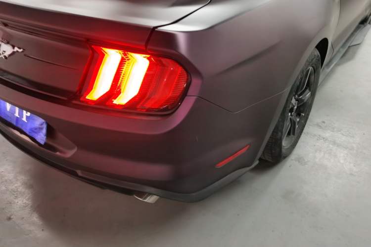 Used Ford Mustang 2018 2.3T Automatic Hardtop Standard Trim U.S. Specification Exterior 6