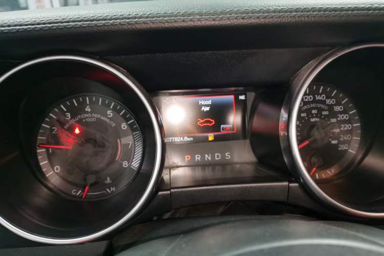 Used Ford Mustang 2018 2.3T Automatic Hardtop Standard Trim U.S. Specification Instrument Cluster