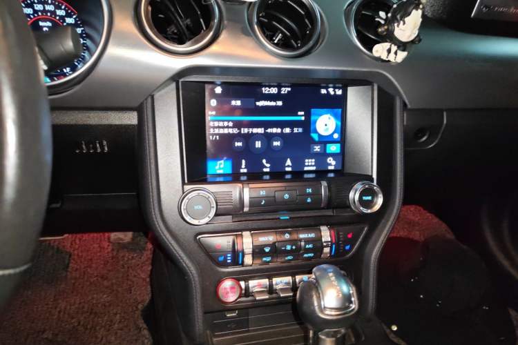 Used Ford Mustang 2018 2.3L EcoBoost Audio And AC Panel