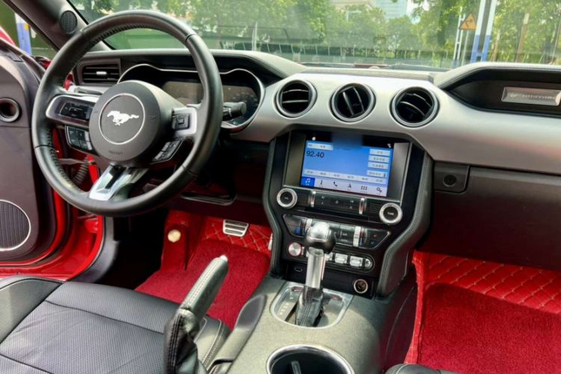 Used Ford Mustang 2018 2.3L EcoBoost Audio And AC Panel