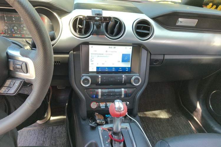 Used Ford Mustang 2018 2.3L EcoBoost Audio And AC Panel