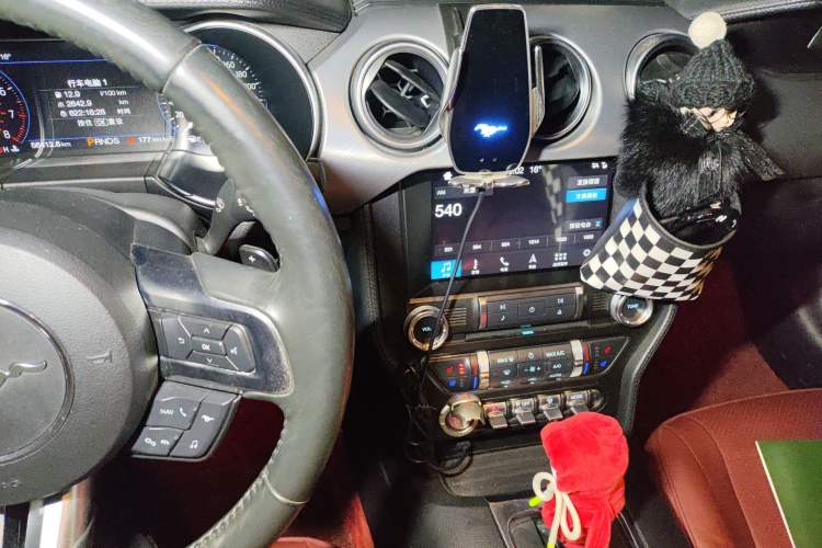 Used Ford Mustang 2018 2.3L EcoBoost Audio And AC Panel