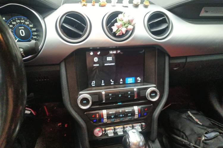 Used Ford Mustang 2018 2.3L EcoBoost Audio And AC Panel