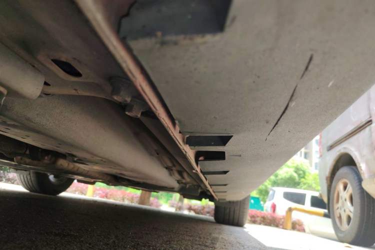 Used Ford Mustang  Chassis Front Left
