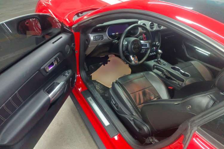 Used Ford Mustang 2018 2.3L EcoBoost Driver Seat